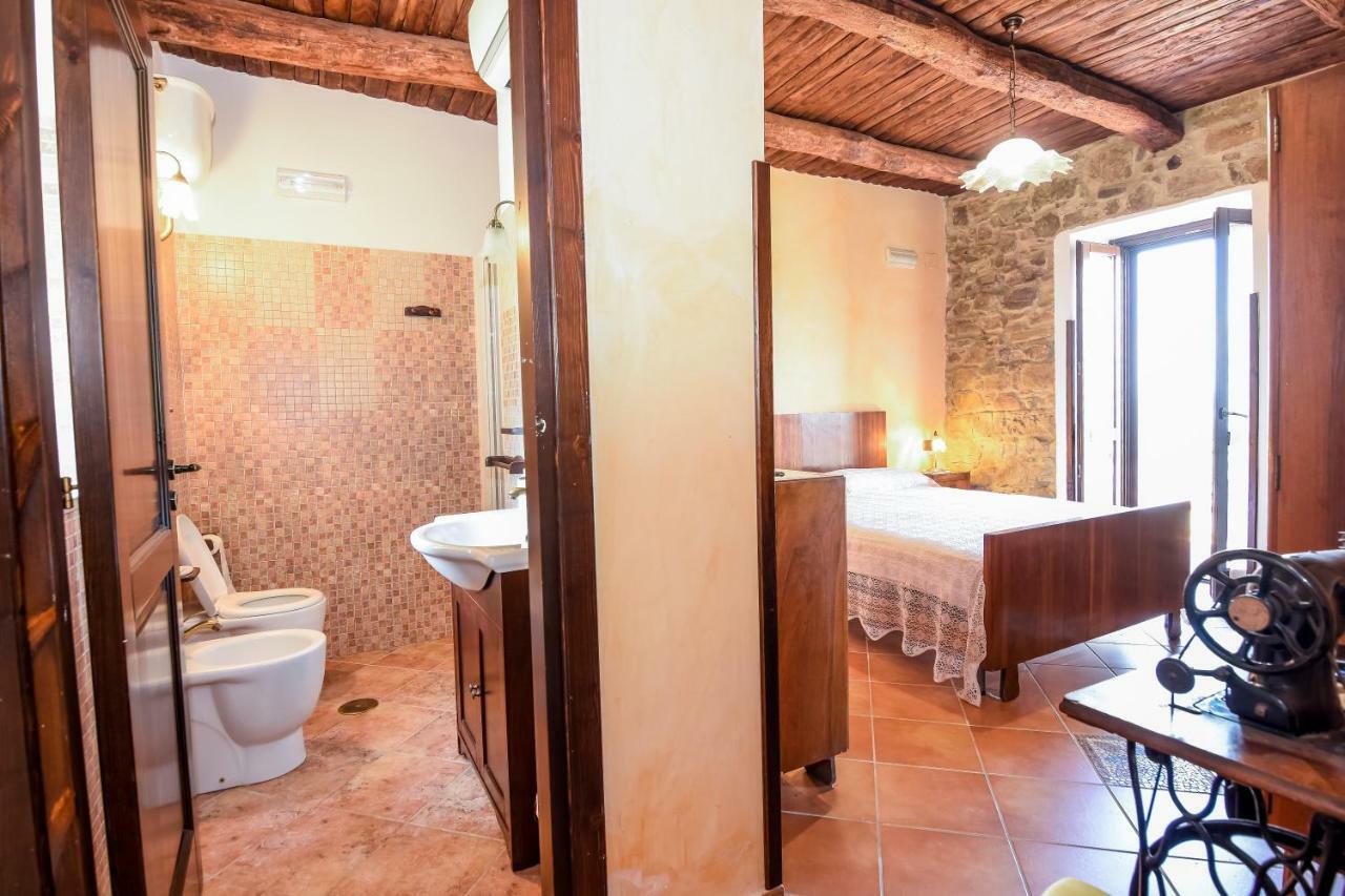 Casale San Martino Bed & Breakfast Laureana Cilento Dış mekan fotoğraf